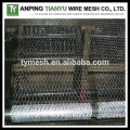 chicken coop hexagonal wire mesh